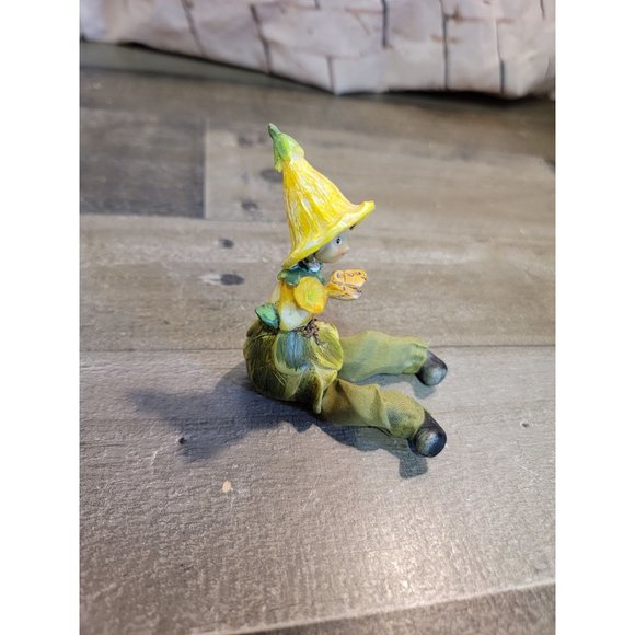 Yellow tulip butterfly feet hanging spring flower decor Easter garden - Picture 5 of 6